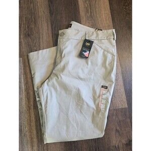Lee Women's Wrinkle Free Straight Leg Mid Rise Khaki Pants size 22W NWT